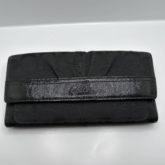 COACH Signature Canvas Jacquard Patent Wallet - Picture 11 of 11